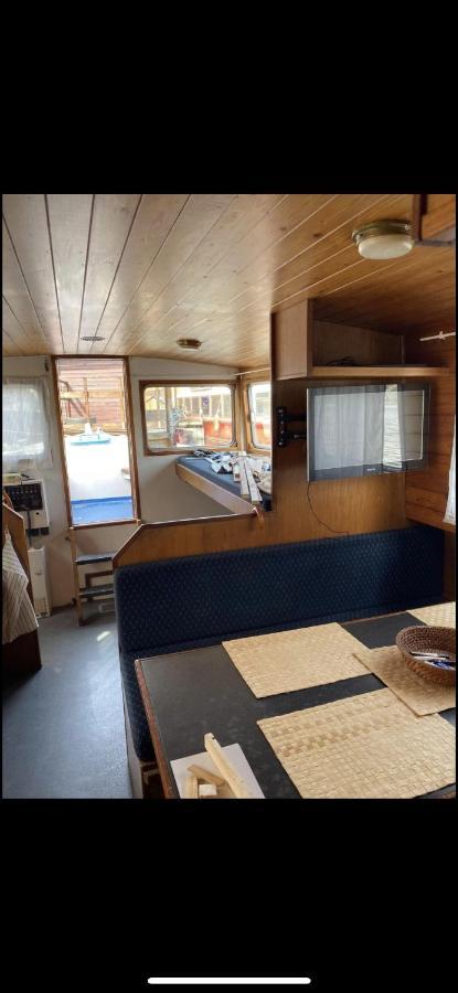 Zouw Hausboat Zakotven -pouze Bateau-hôtel Roudnice nad Labem