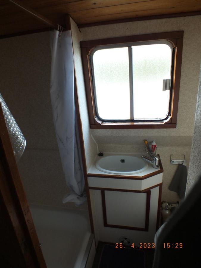Zouw Hausboat Zakotven -pouze *