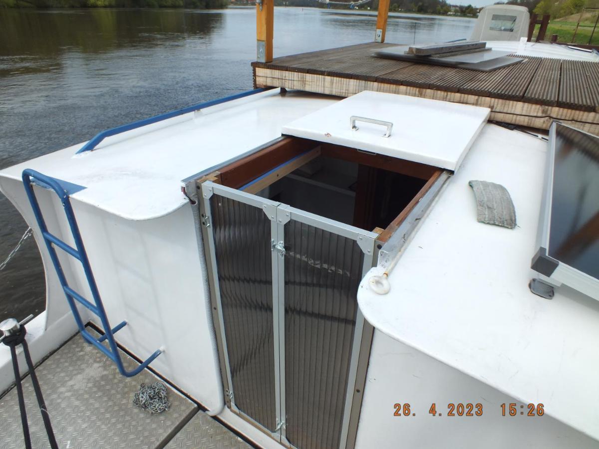 Zouw Hausboat Zakotven -pouze Bateau-hôtel *