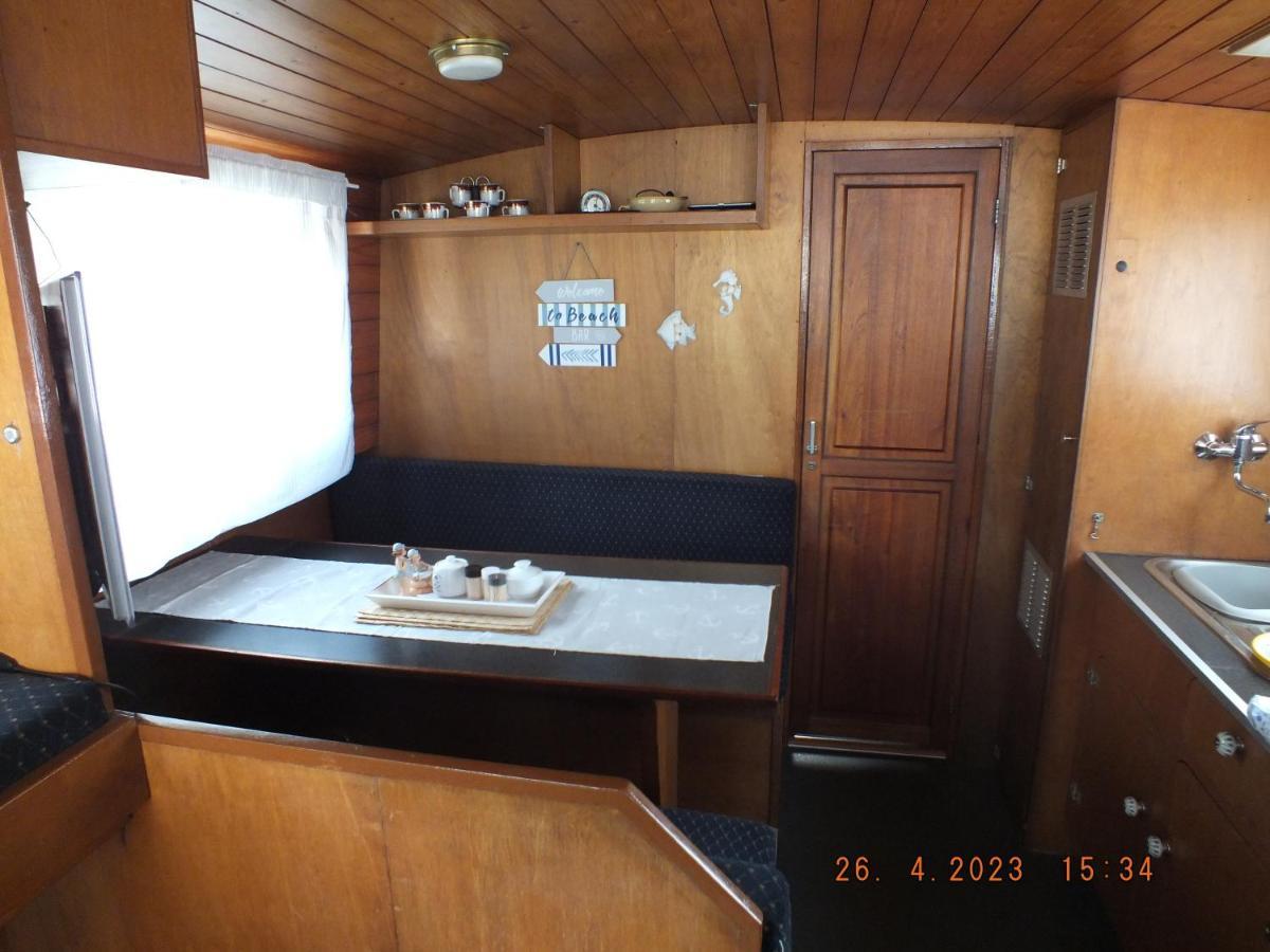 Zouw Hausboat Zakotven -pouze *
