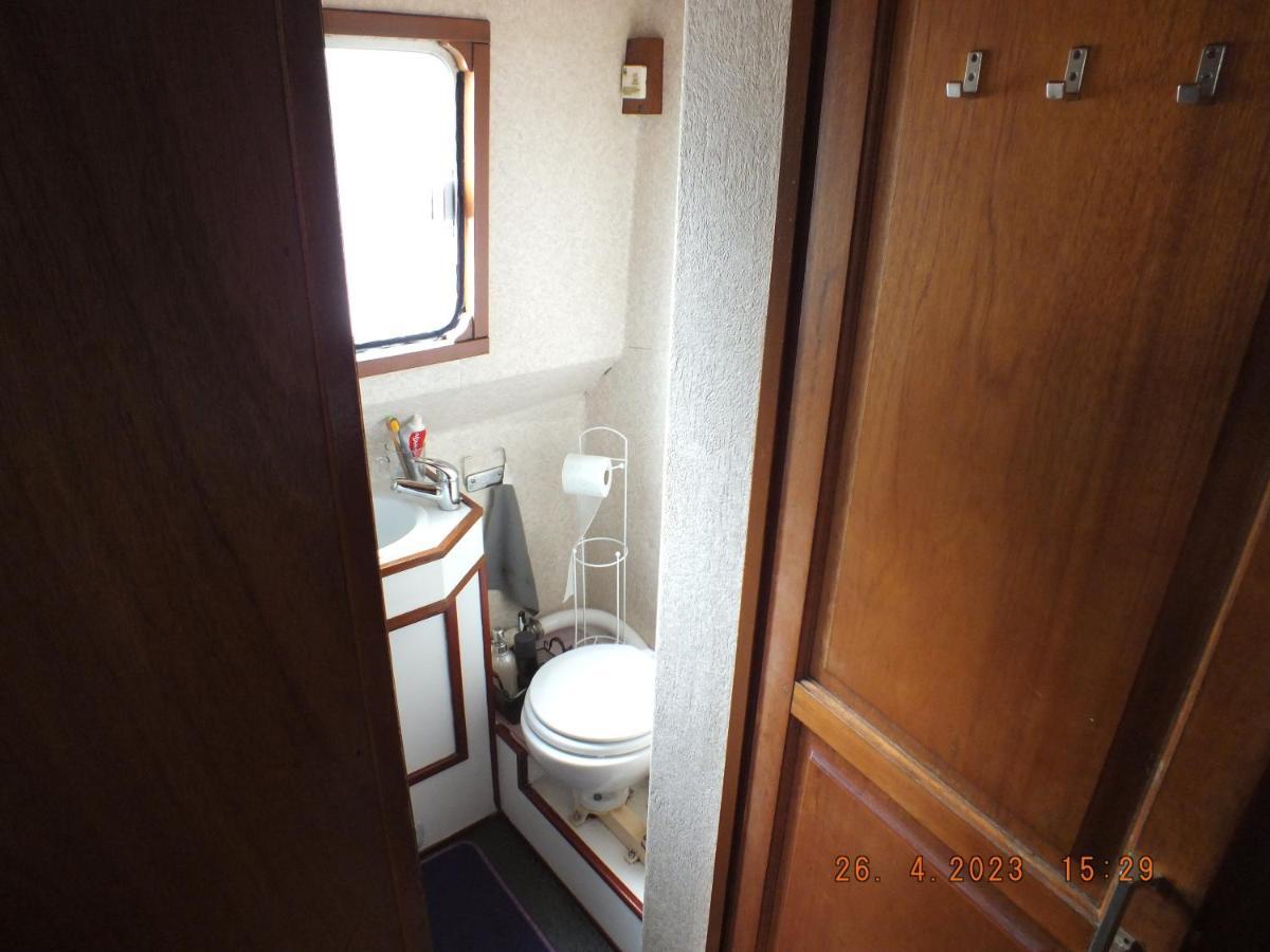 Zouw Hausboat Zakotven -pouze Bateau-hôtel *